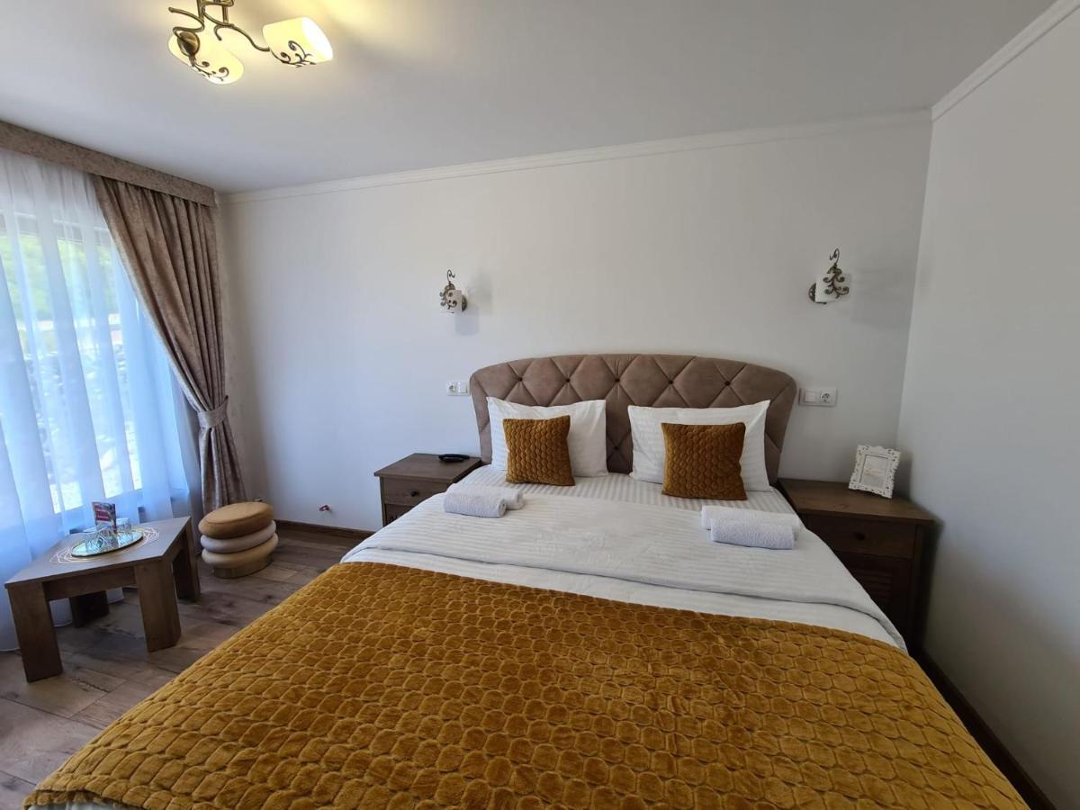 Bella Vista Bungalow Turda Extérieur photo