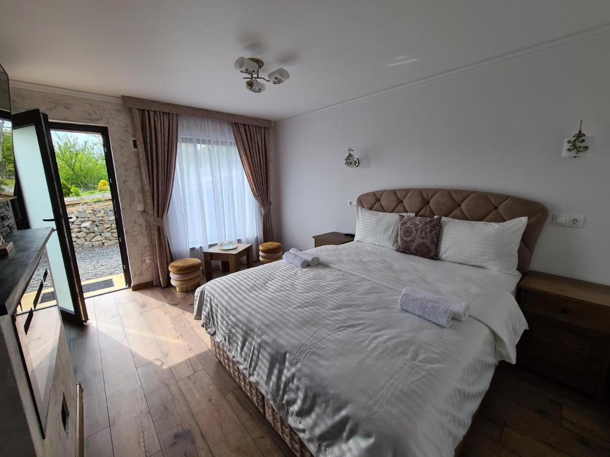 Bella Vista Bungalow Turda Extérieur photo