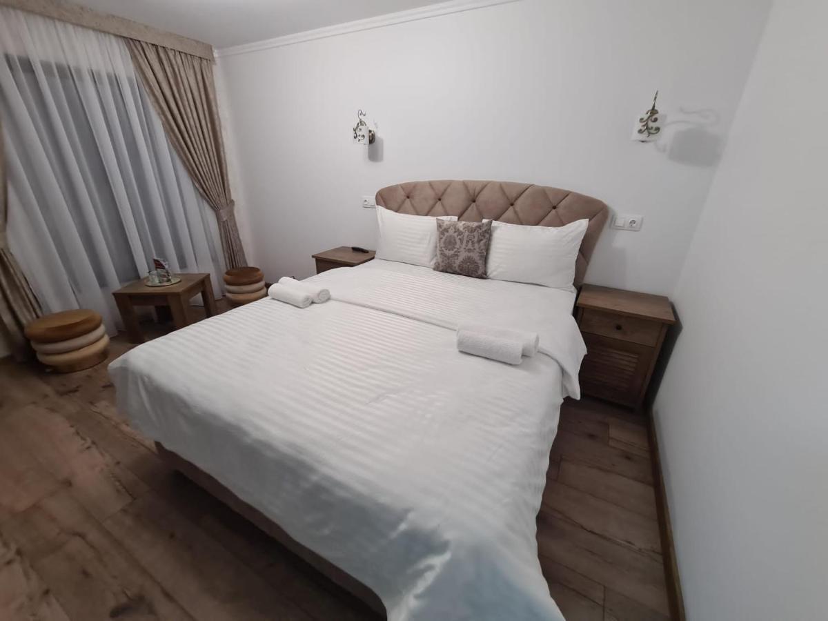 Bella Vista Bungalow Turda Extérieur photo
