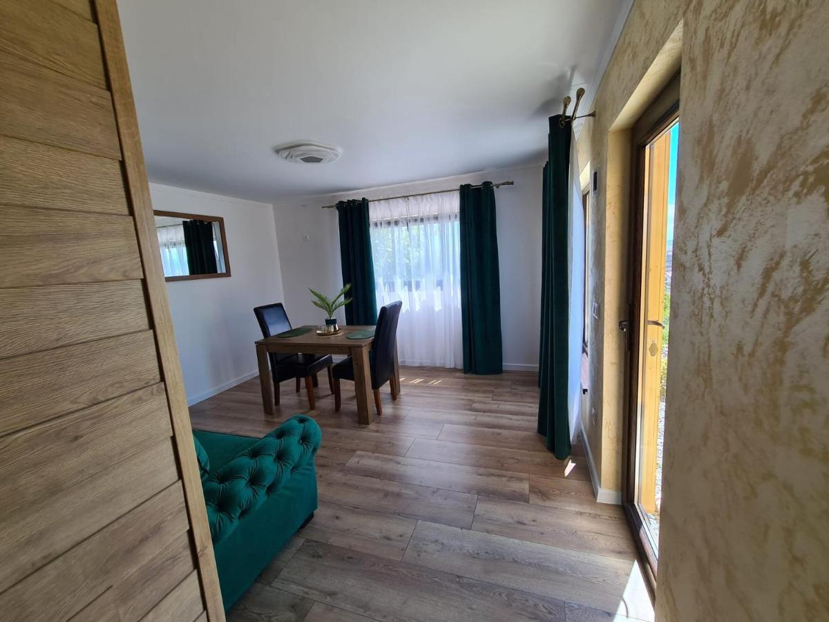 Bella Vista Bungalow Turda Extérieur photo